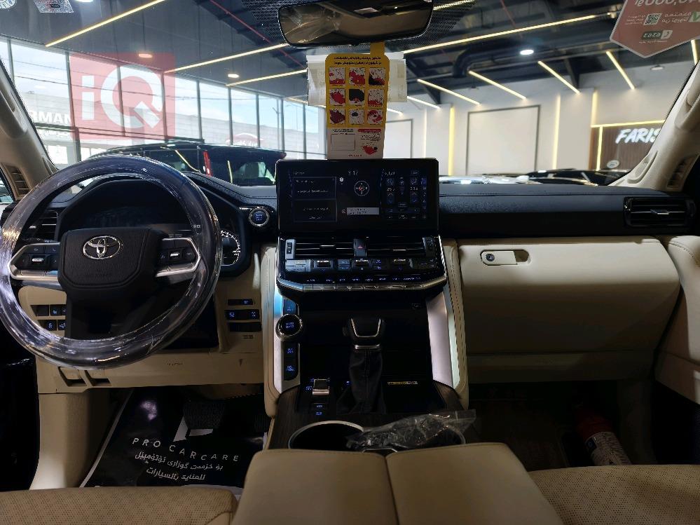 تويوتا لاندكروزر